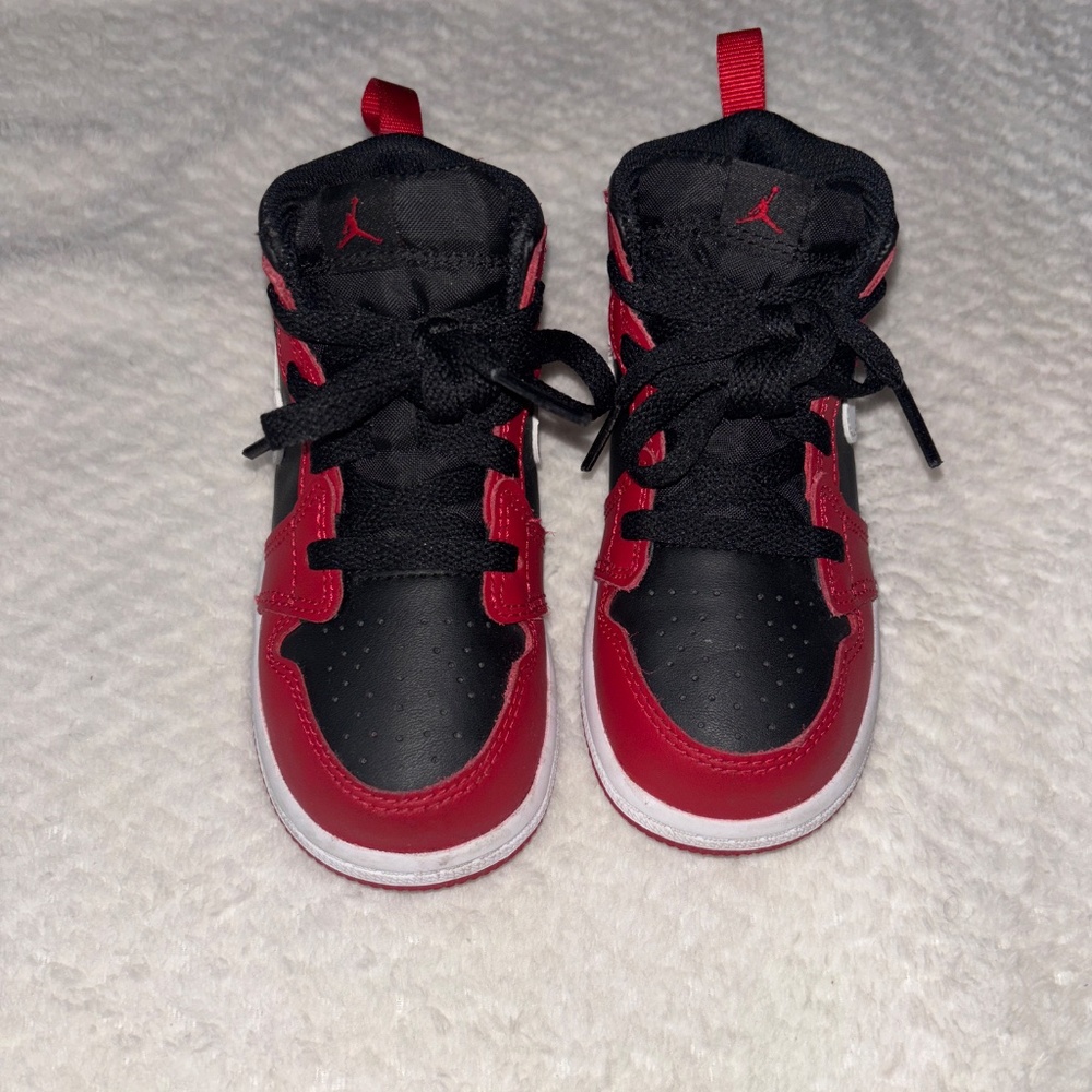 Toddler Jordans - Picture 2 of 4